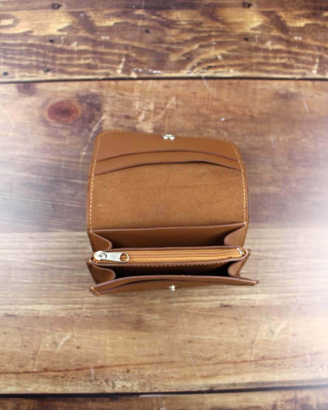 Compagnon-portefeuille-femme Compagnon en cuir camel pour trier et ranger ses papiers