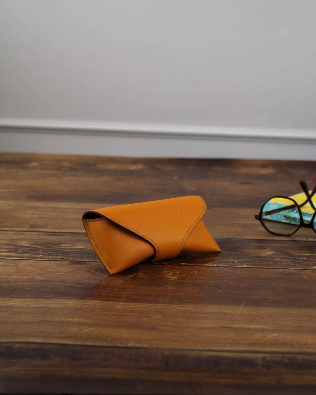 Etui-lunettes-cuir-femme Étui à lunettes en cuir jaune pour femme ou homme