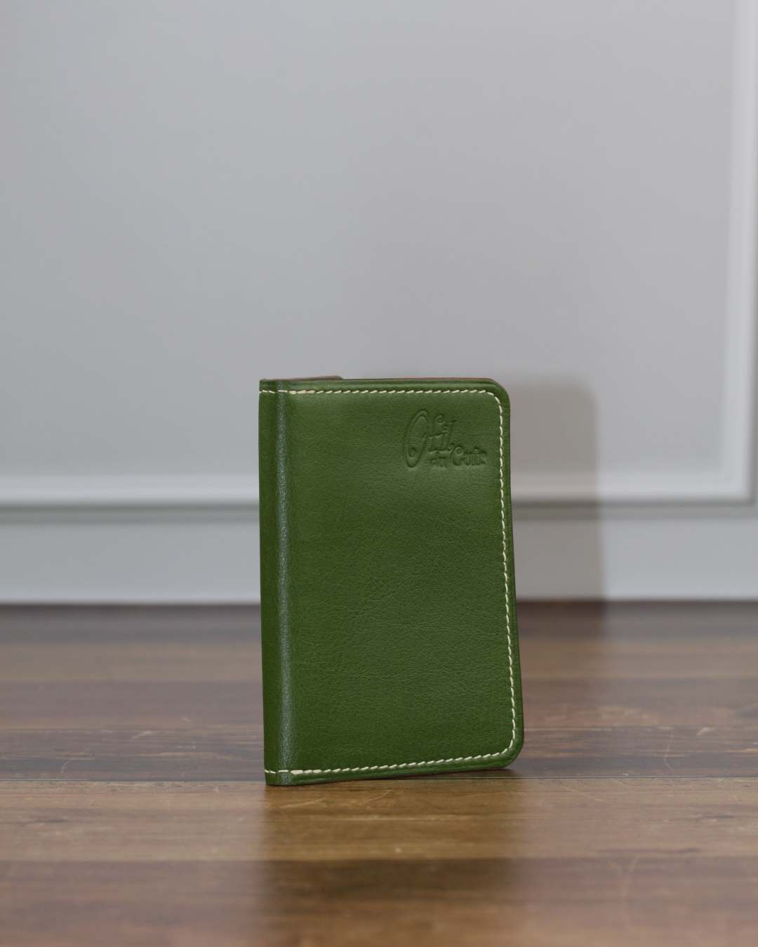Petit-porte-cartes-en-cuir-vert - Copie Petit porte cartes en cuir vert