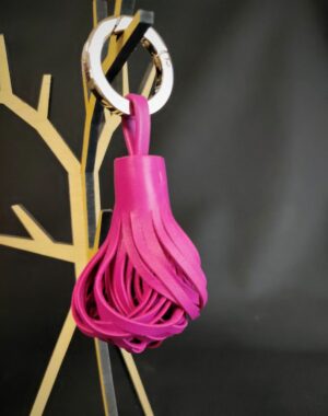 Pompon en cuir - porte clé - Fuchsia