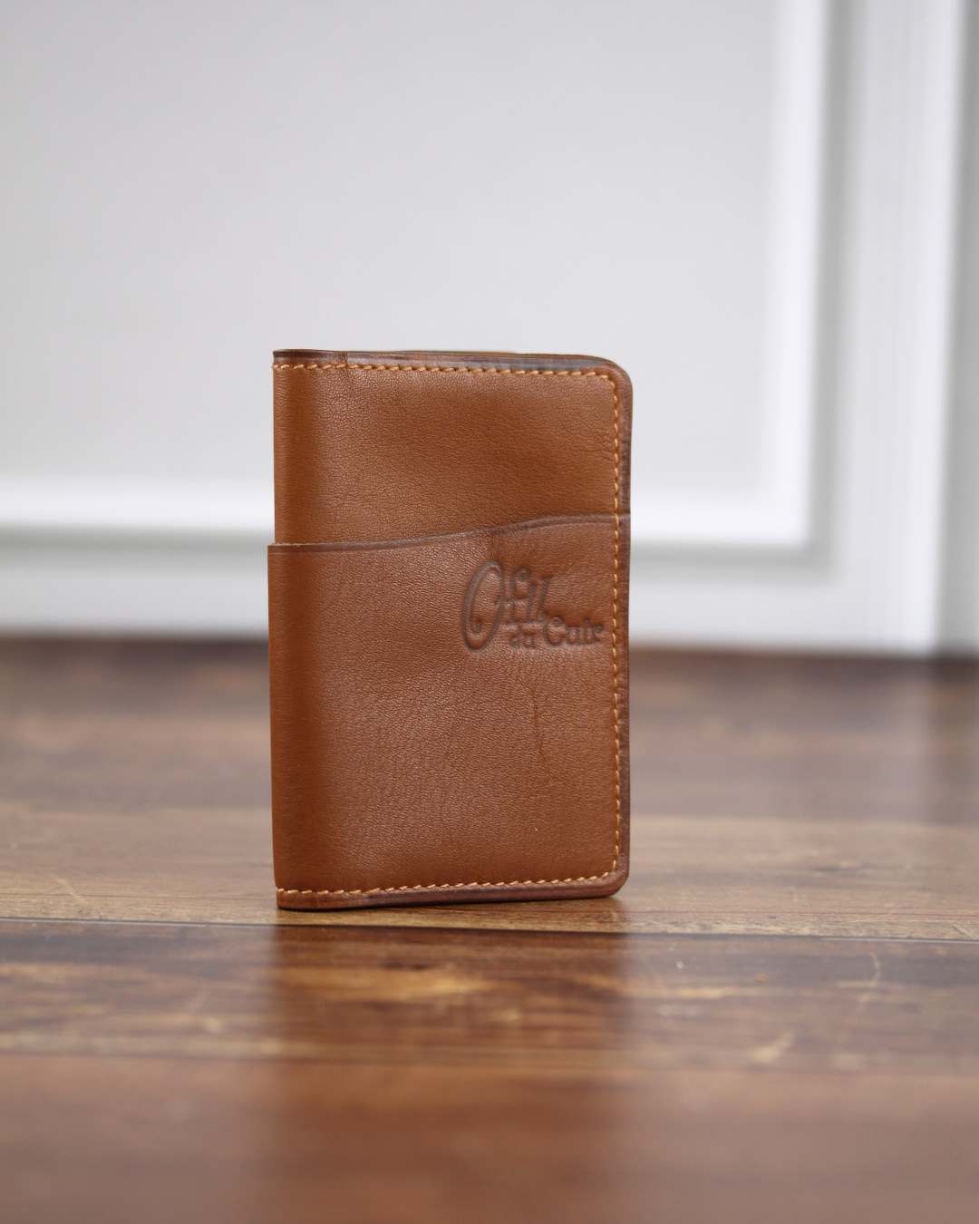 Porte-cartes-bancaires Porte cartes bancaires en cuir marron
