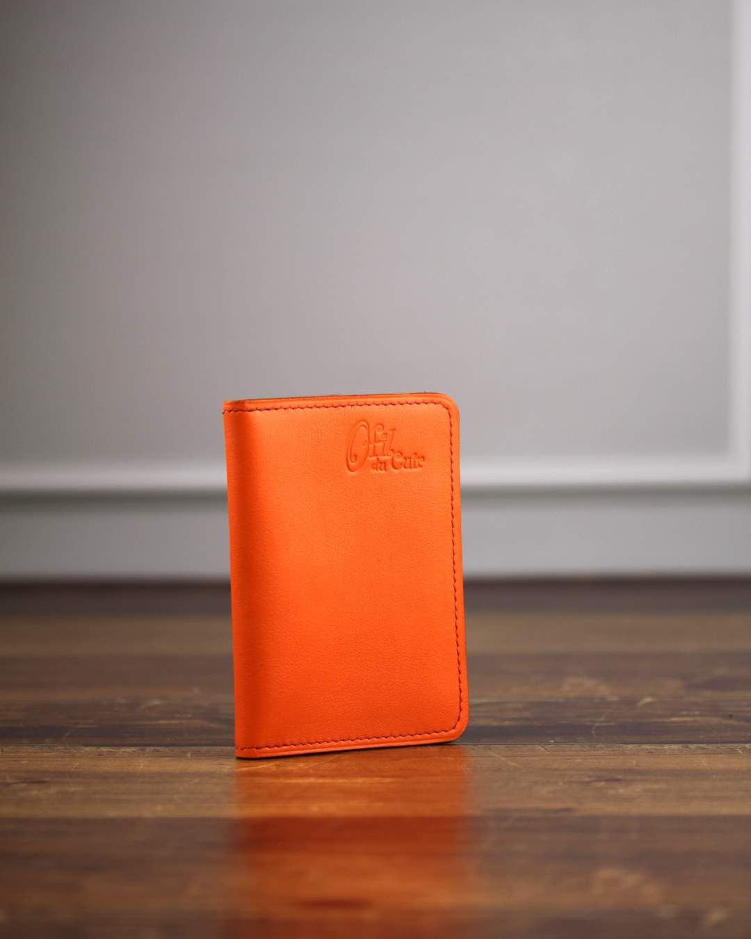 Porte-cartes-pour-femme-en-cuir-orange Porte cartes pour femme en cuir orange