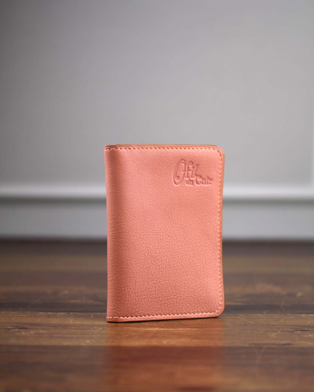 Porte-cartes-pour-femme-en-cuir-rose Porte cartes pour femme en cuir rose souple