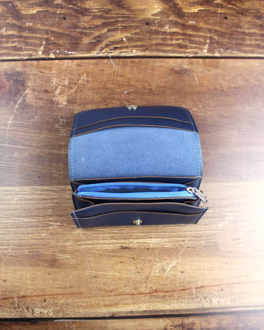 Portefeuille-compagnon-femme-en-cuir-bleu Portefeuille femme en cuir bleu