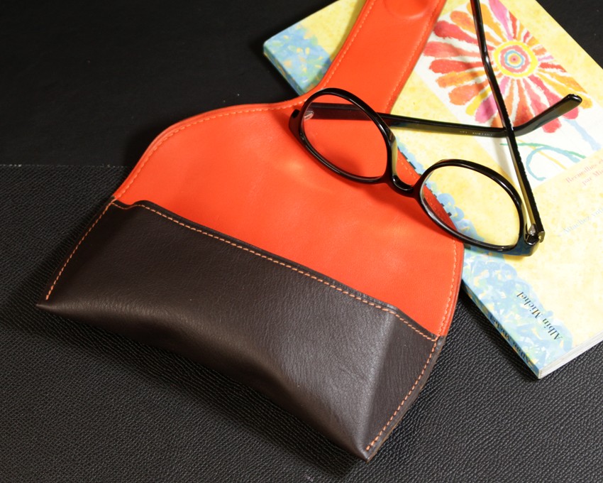 etui-lunettes-cuir-eben-ofilducuir-maroquinerie étui lunettes soleil vue cuir eben accessoires maroquinerie ofilducuir