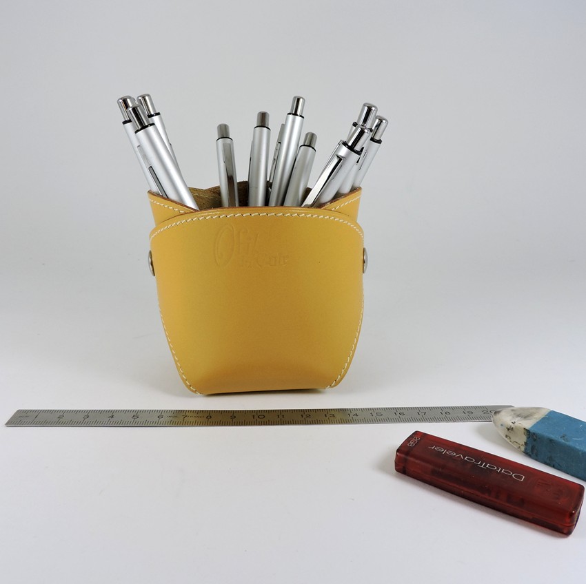 pot-crayon-cuir-ofilducuir-maroquinerie-lyon-camel pot-crayon-cuir-ofilducuir-maroquinerie-lyon-camel