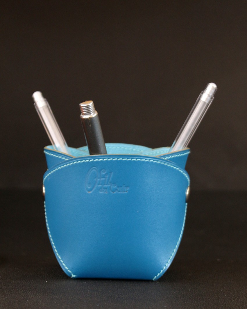 pot-crayons-cuir-bleu-turquoise-accessoire-ofilducuir Pot crayons cuir bleu turquoise élégant bureau accessoire ofilducuir
