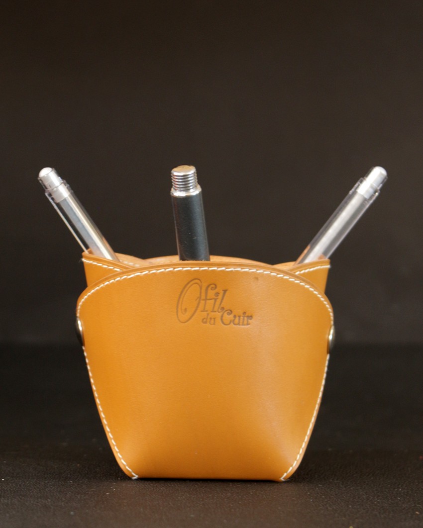 pot-crayons-cuir-camel-accessoire-ofilducuir Pot crayons cuir camel élégant bureau accessoire ofilducuir