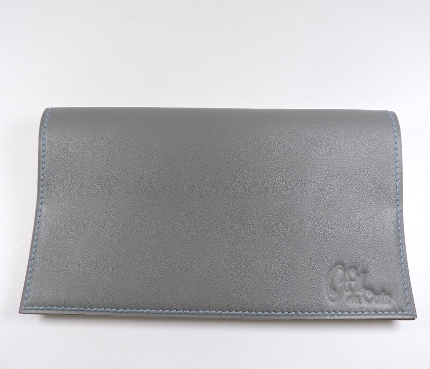 protège-chéquier-cuir-ofilducuir-maroquinerie-Lyon-gris Protège chéquier cuir accessoire maroquinerie Lyon cuir gris