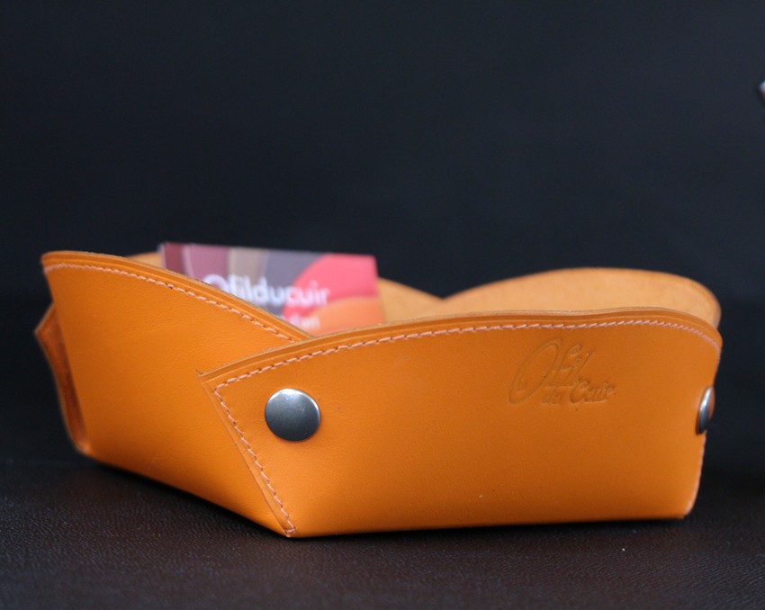 Vide-poches-bureau-décoration-cuir-orange-accessoire-ofilducuir Vide poches cuir orange accessoire maroquinerie Lyon ofilducuir