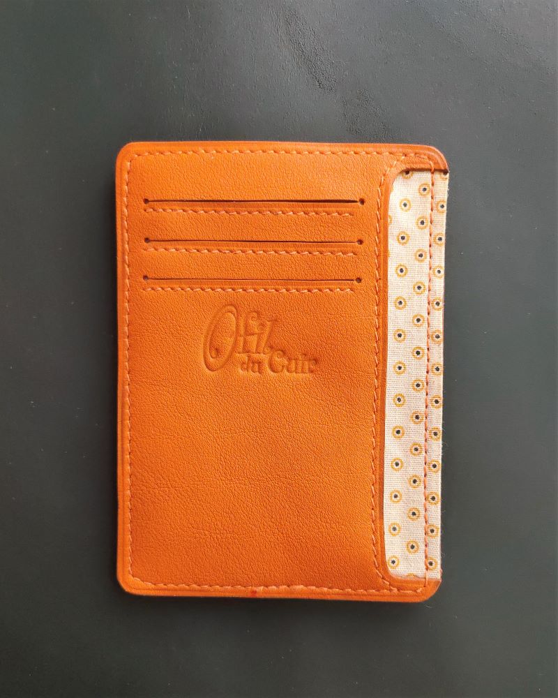 Porte-carte-portefeuille-cuir-camel-accessoires-maroquinerie-lyon-ofilducuir Porte cartes bancaire et carte d'identité en cuir camel beige maroquinerie artisanale française Lyon