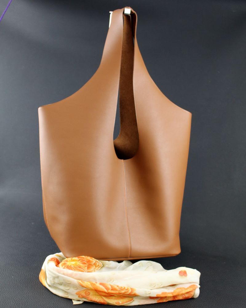 Sac-main-fourre-tout-cuir-ofilducuir-lyon Sac à main en cuir camel