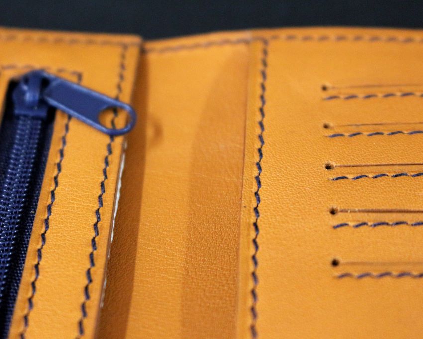 Portefeuille en cuir petite maroquinerie marron ofilducuir