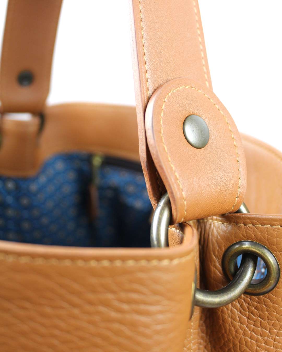 Sac-a-main-de-createur-personnalise Sac à main de créateur avec anse en cuir